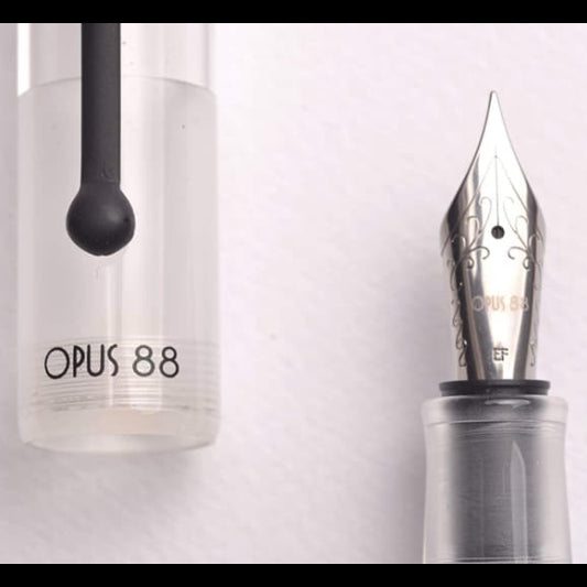 OPUS 88 Transparent Demonstrator《Medium》