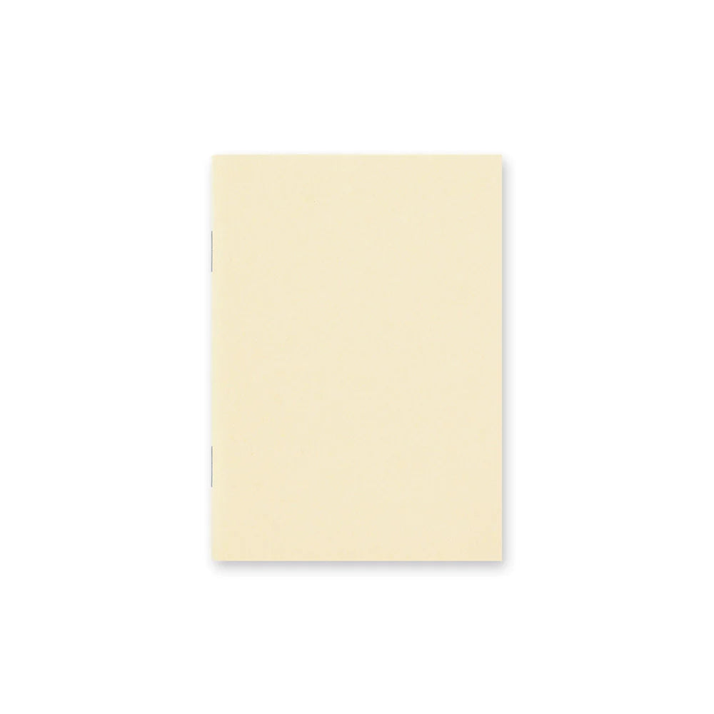 TRAVELER'S Notebook 013 MD Paper Cream Notebook《Passport Size》