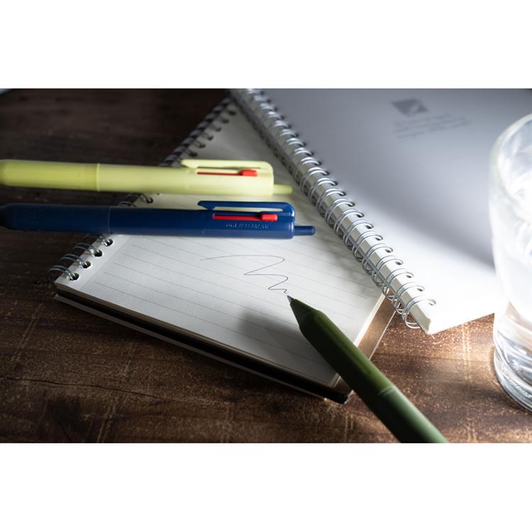 uni Jetstream Black 3-Color Multi Ballpoint Pen《0.7mm》