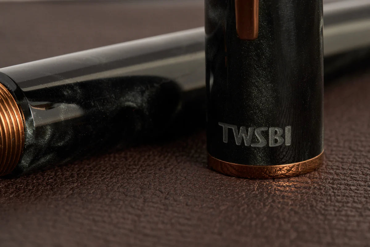 TWSBI Obsidian Fountain Pen《Medium》