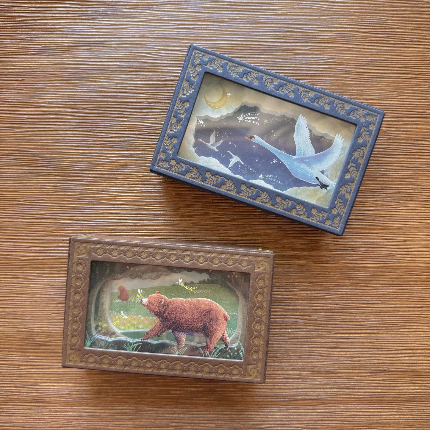 Kamihaku Limited Edition Diorama Memo Gold Box・Keibunsha & meriBUN