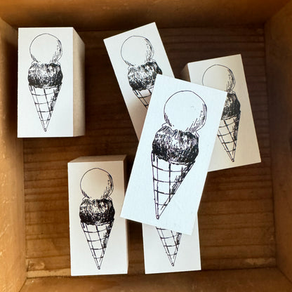 Glace Wooden Stamp・Mon petit artiste