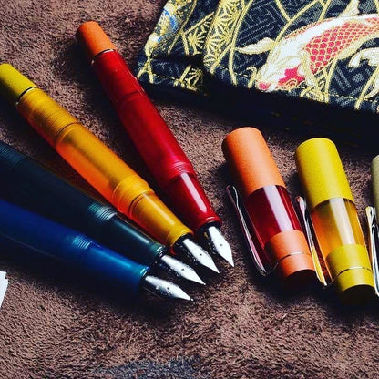 OPUS 88 Koloro Red《Medium》