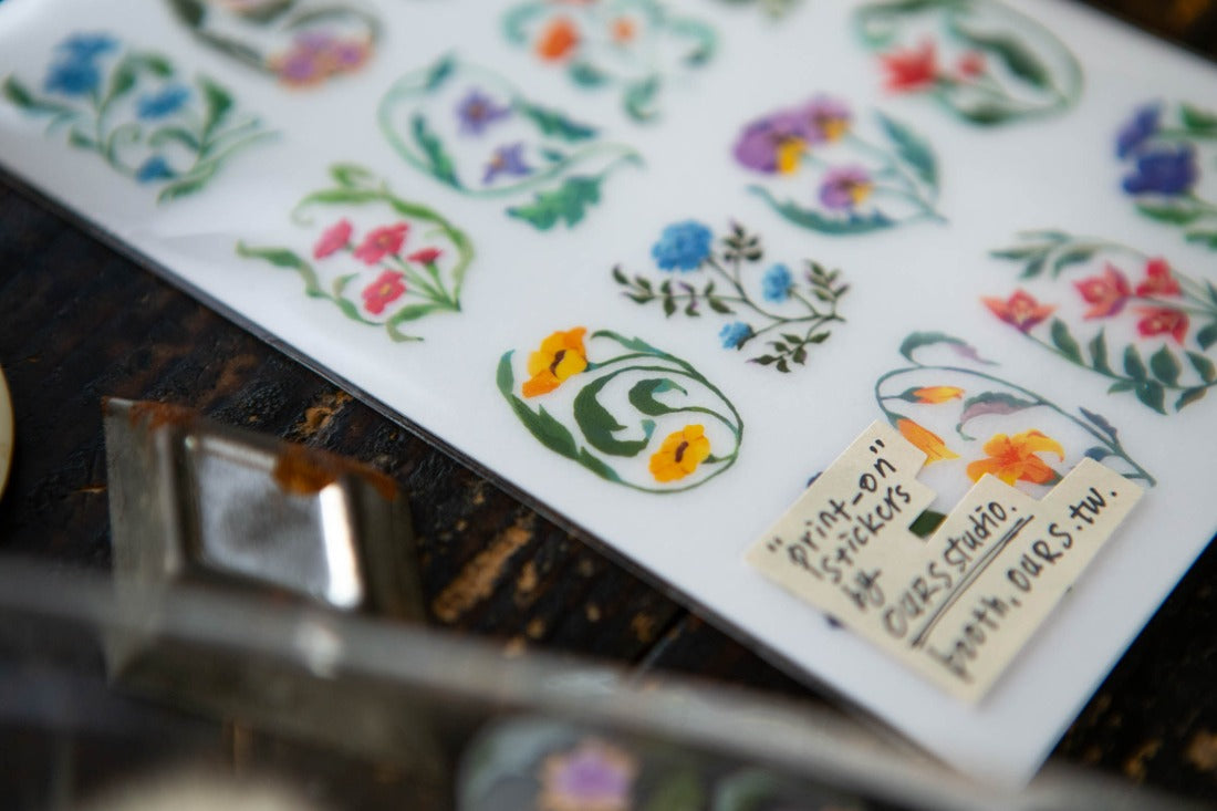 The Wayfarer's Journal Transfer Sticker · OURS Studio