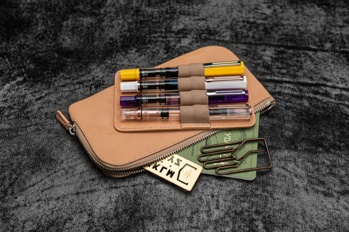 Un-dyed 4 Slots Leather Zippered Pen Pouch · Galen Leather Co.