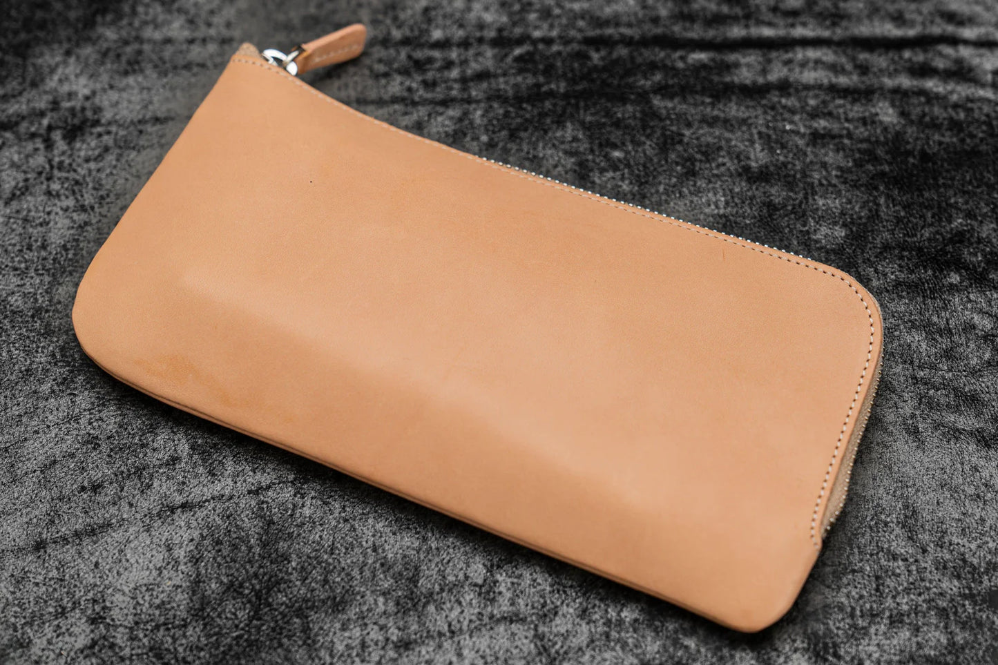 Un-dyed 4 Slots Leather Zippered Pen Pouch · Galen Leather Co.