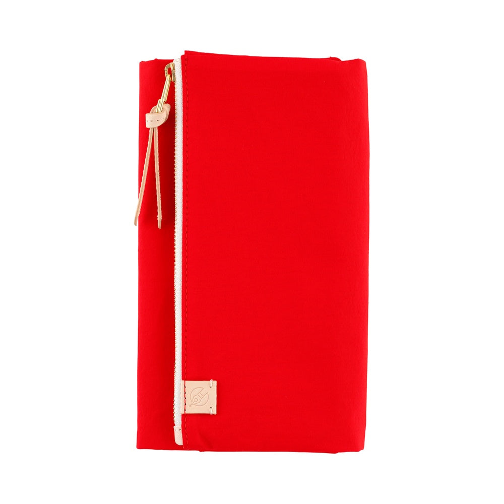 Tragen: Red Weeks Cover《Hobonichi Weeks Cover》