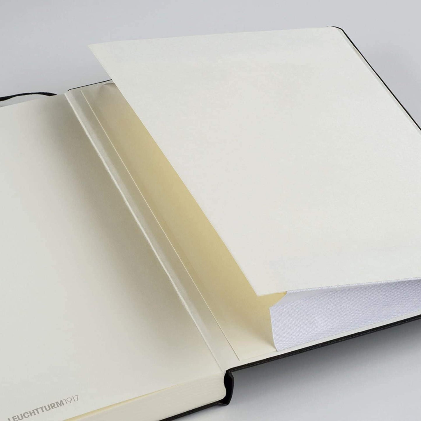 Black A6 Ruled Pocket Hardcover Notebook · Leuchtturm1917