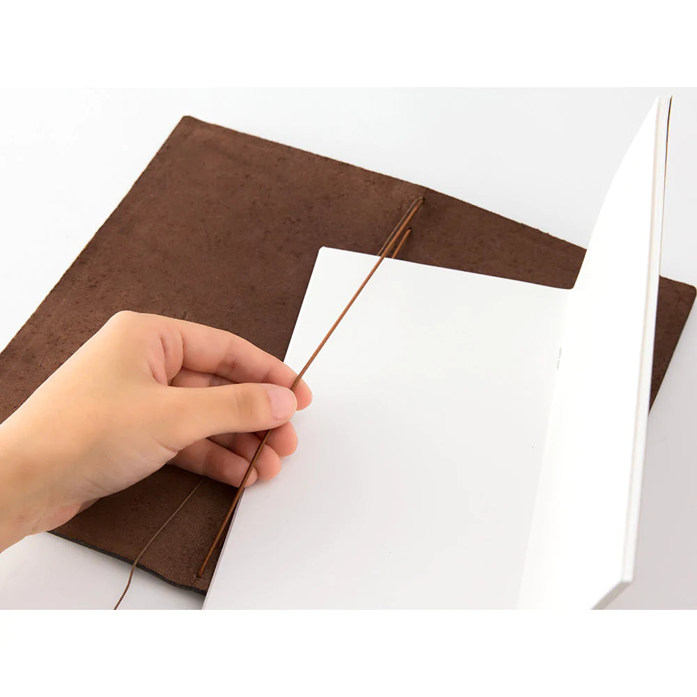 TRAVELER'S Notebook Brown《Regular Size》